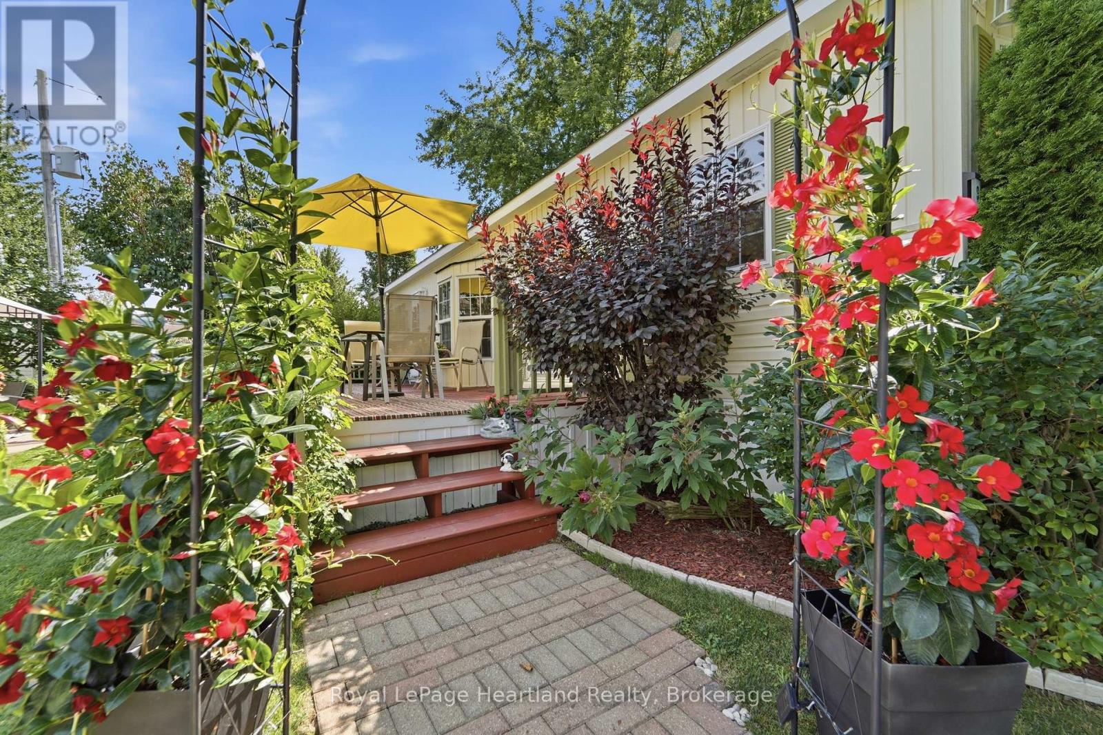 9 Club Terrace, Bluewater, Ontario  N0M 1G0 - Photo 3 - X13694086