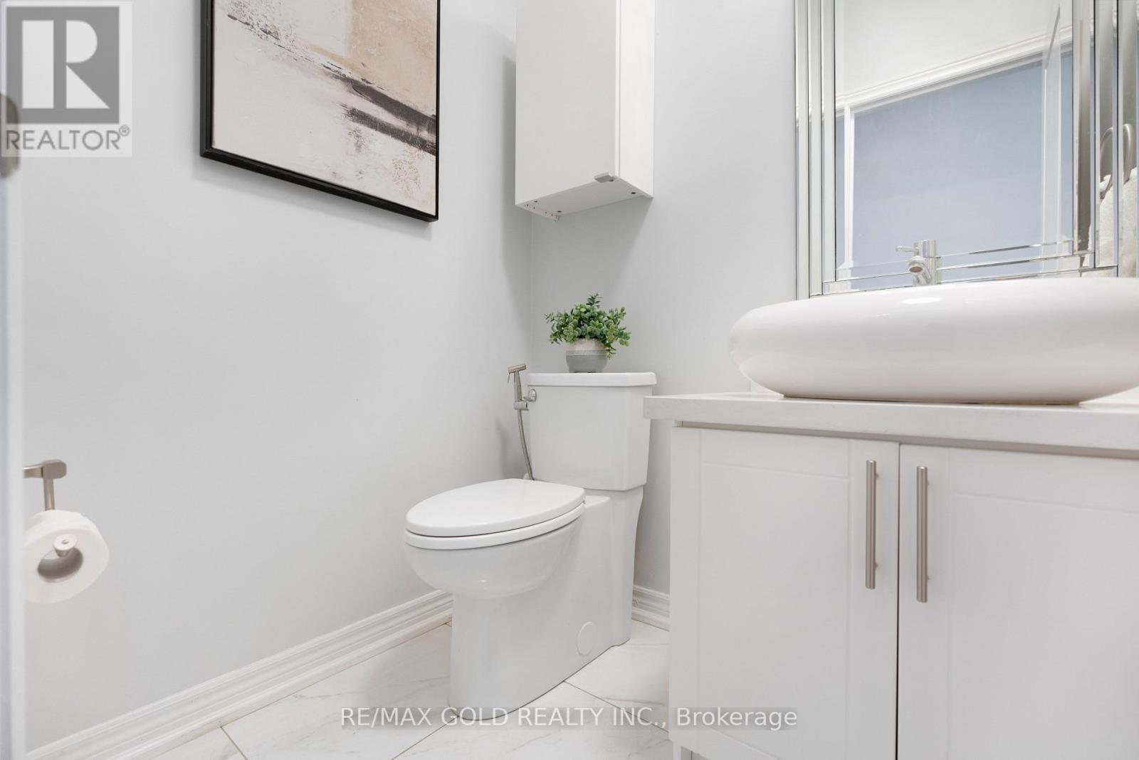 19 Bellcrest Road, Brampton, Ontario  L6Y 2M7 - Photo 8 - W13694090