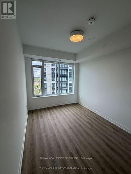 906 - 2485 Eglinton Avenue W, Mississauga, Ontario  L5M 2T1 - Photo 2 - W13694092