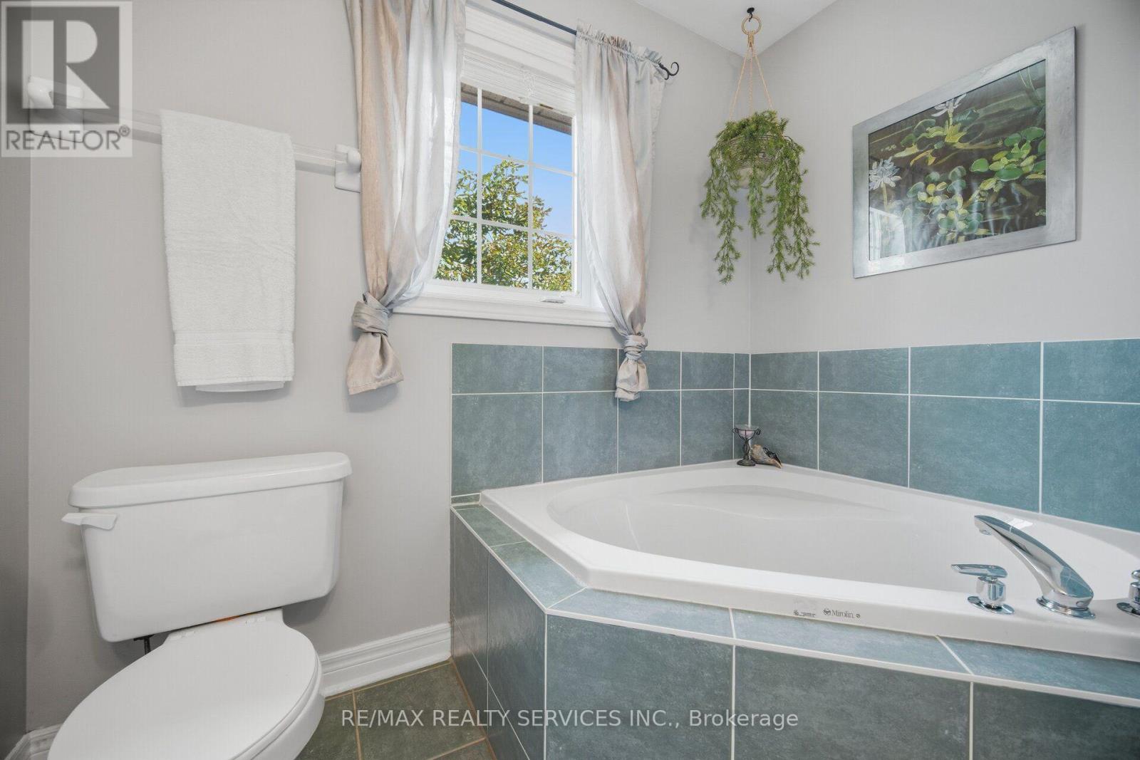 23 Swansea Meadows Drive, Brampton, Ontario  L7A 2C5 - Photo 26 - W13694110