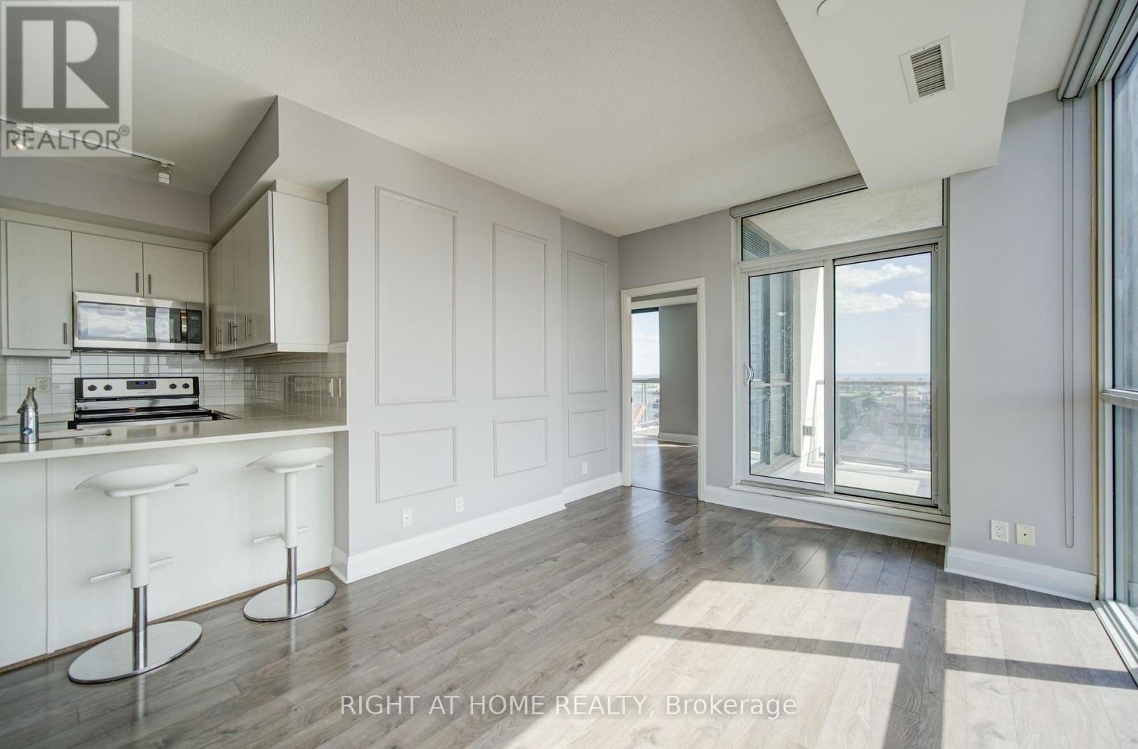 1807 - 15 Zorra Street, Toronto, Ontario  M8Z 0C1 - Photo 14 - W13694114
