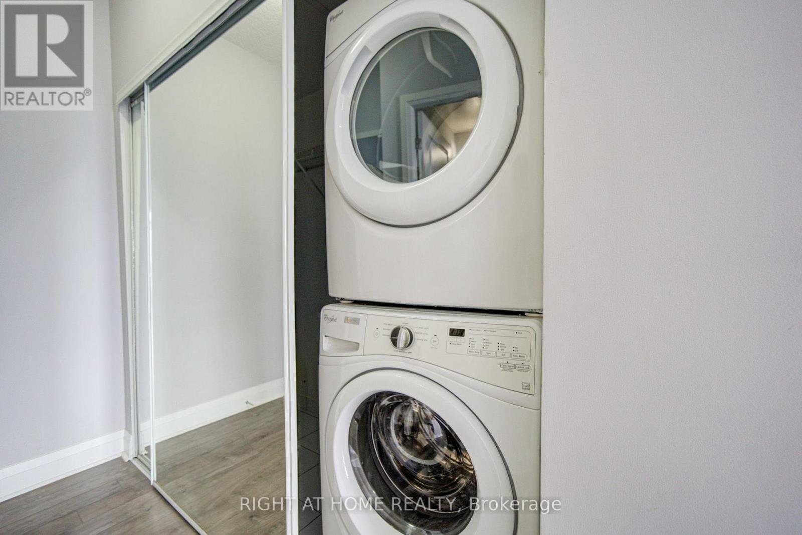 1807 - 15 Zorra Street, Toronto, Ontario  M8Z 0C1 - Photo 25 - W13694114