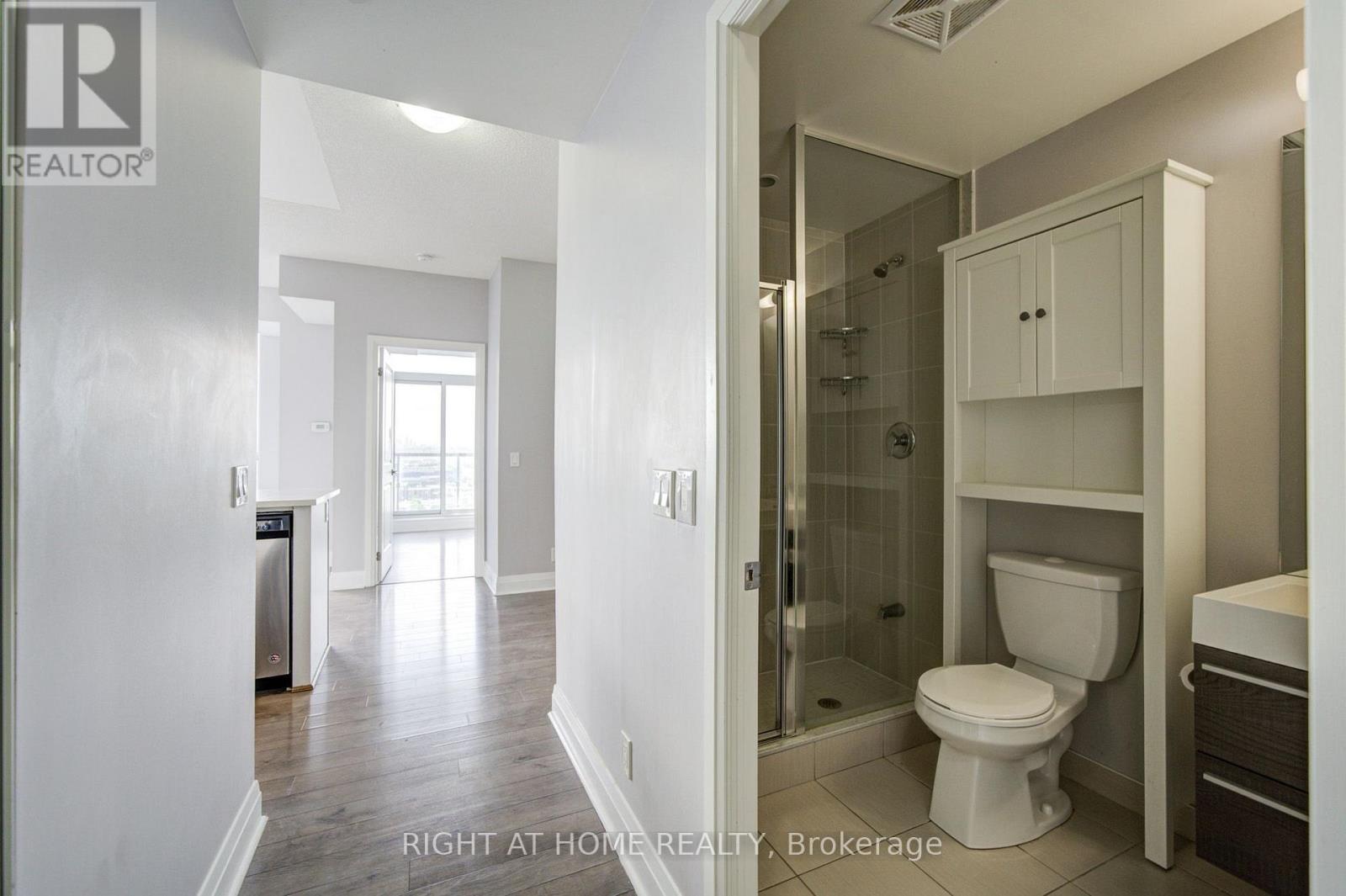 1807 - 15 Zorra Street, Toronto, Ontario  M8Z 0C1 - Photo 4 - W13694114