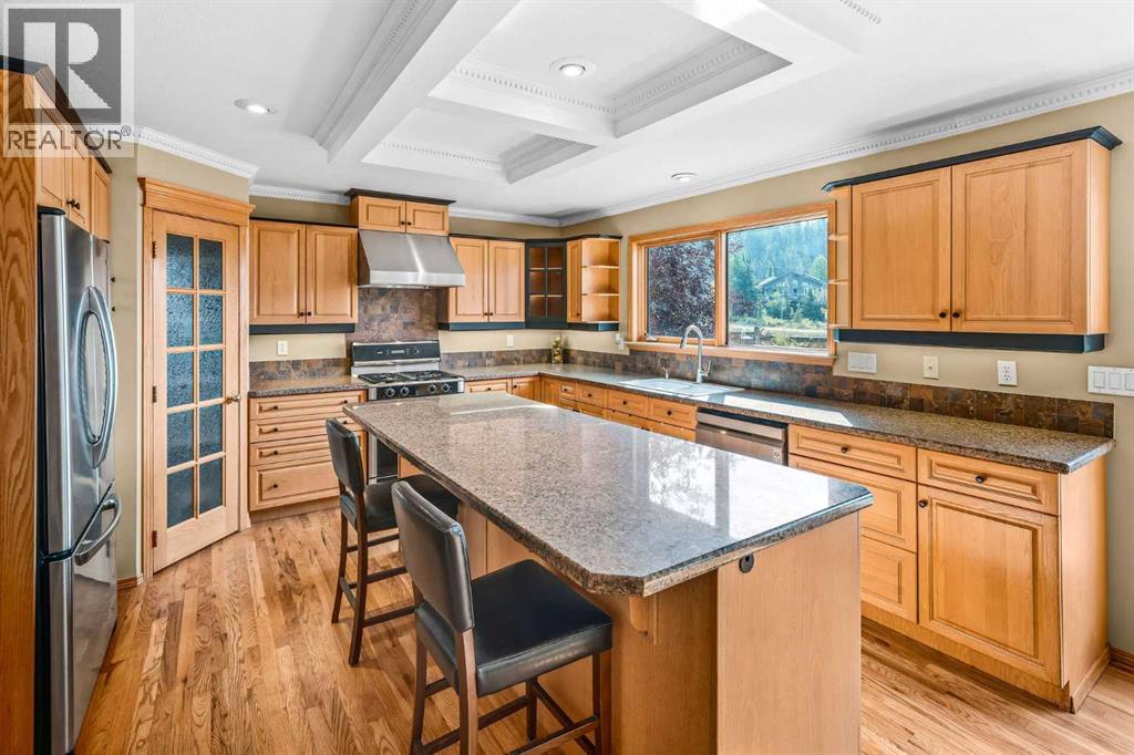 1 Eagle Landing, Canmore, Alberta  T1W 2Y1 - Photo 10 - A2337611