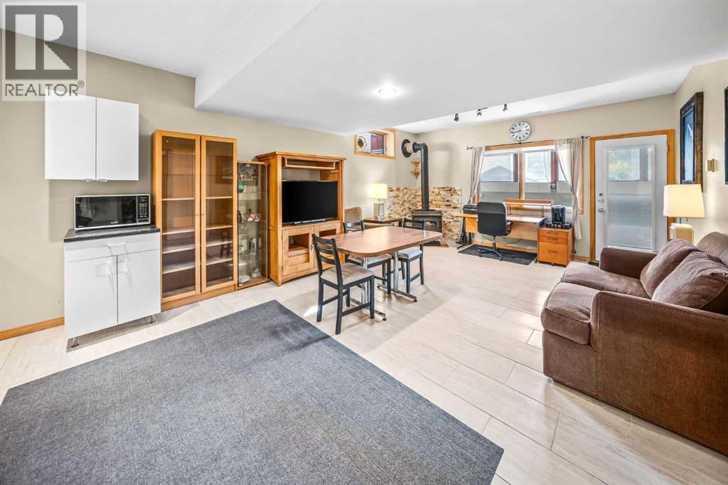 1 Eagle Landing, Canmore, Alberta  T1W 2Y1 - Photo 30 - A2337611