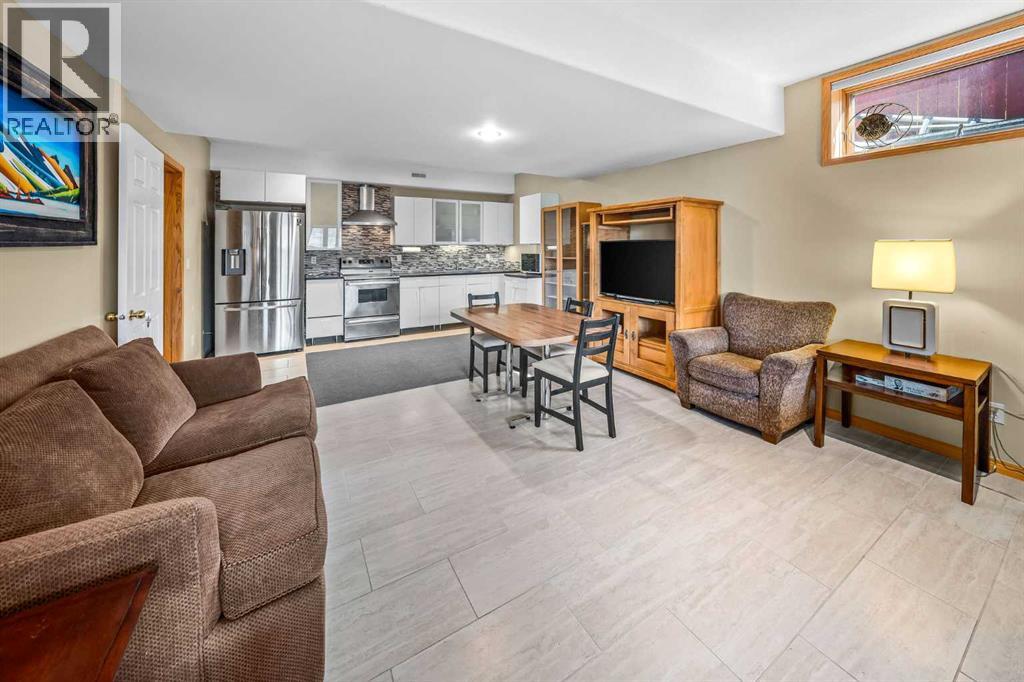 1 Eagle Landing, Canmore, Alberta  T1W 2Y1 - Photo 32 - A2337611