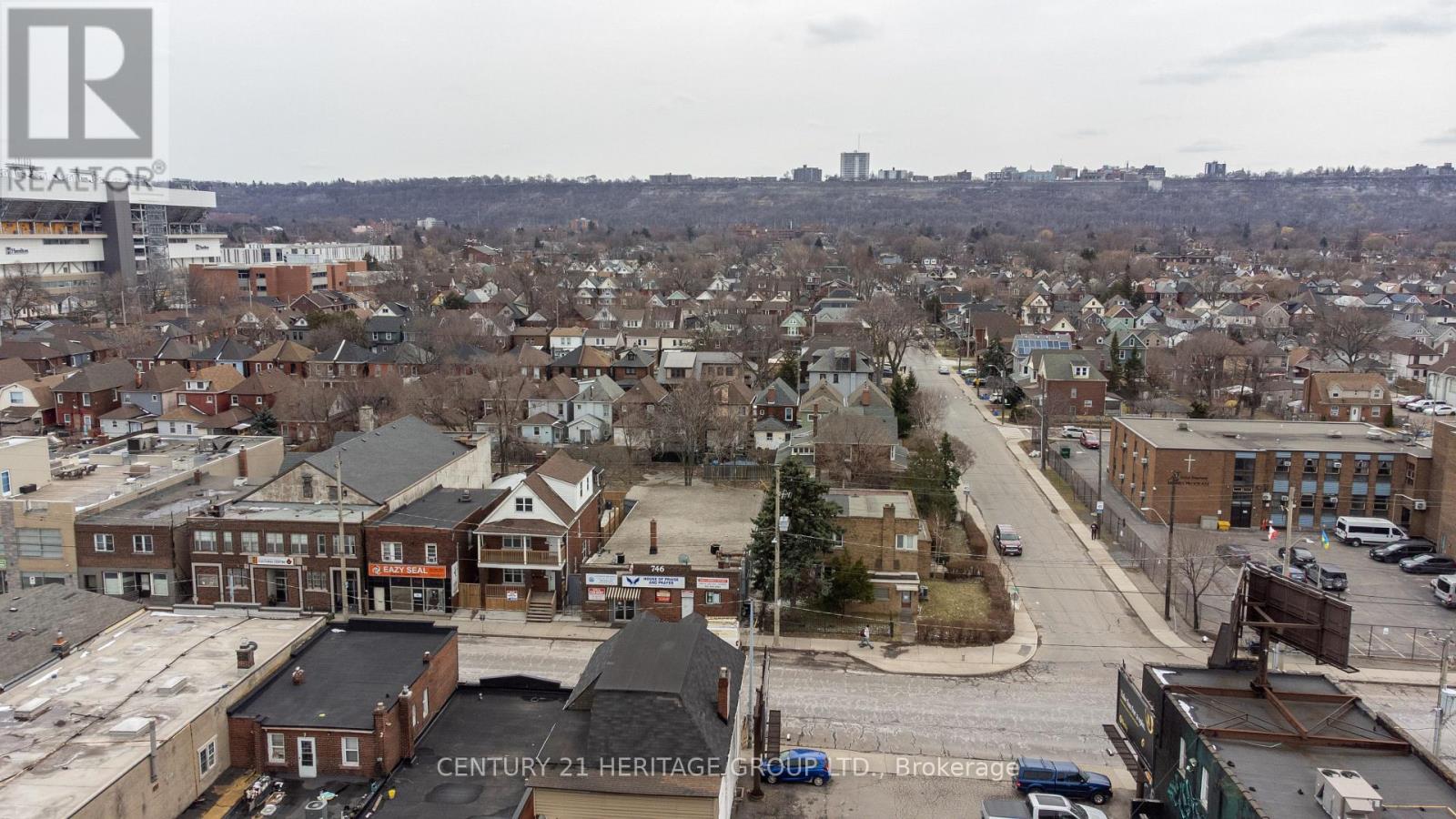 116-120 Barnesdale Avenue N, Hamilton, Ontario  L8L 6L7 - Photo 5 - X13694118