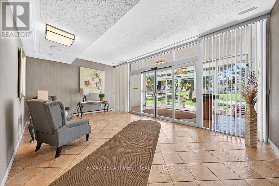 908 - 30 Harrisford Street, Hamilton, Ontario  L8K 6N1 - Photo 4 - X13694120