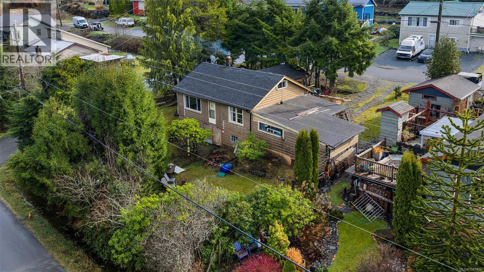 17002 Wickanninish Rd, Port Renfrew, British Columbia
