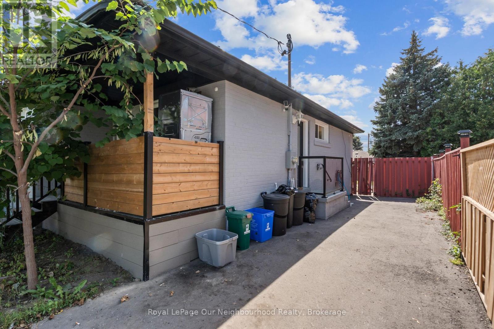 1016 Centre Street N, Whitby, Ontario  L1N 4V3 - Photo 22 - E13693674
