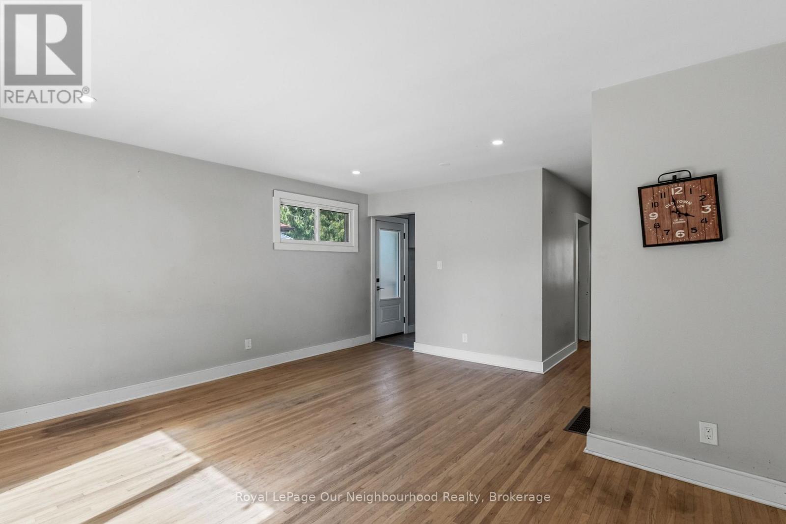 1016 Centre Street N, Whitby, Ontario  L1N 4V3 - Photo 13 - E13693674