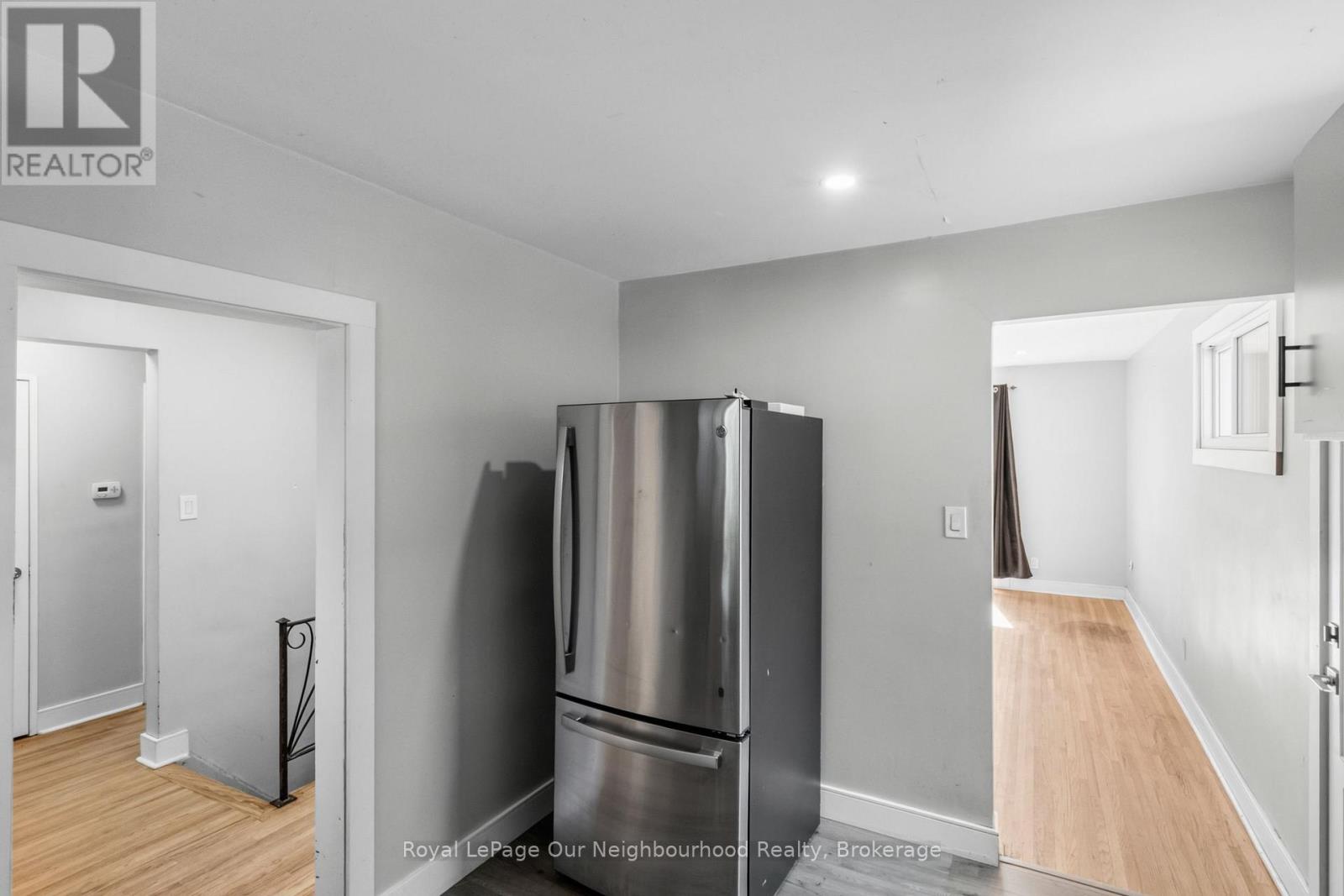 1016 Centre Street N, Whitby, Ontario  L1N 4V3 - Photo 9 - E13693674