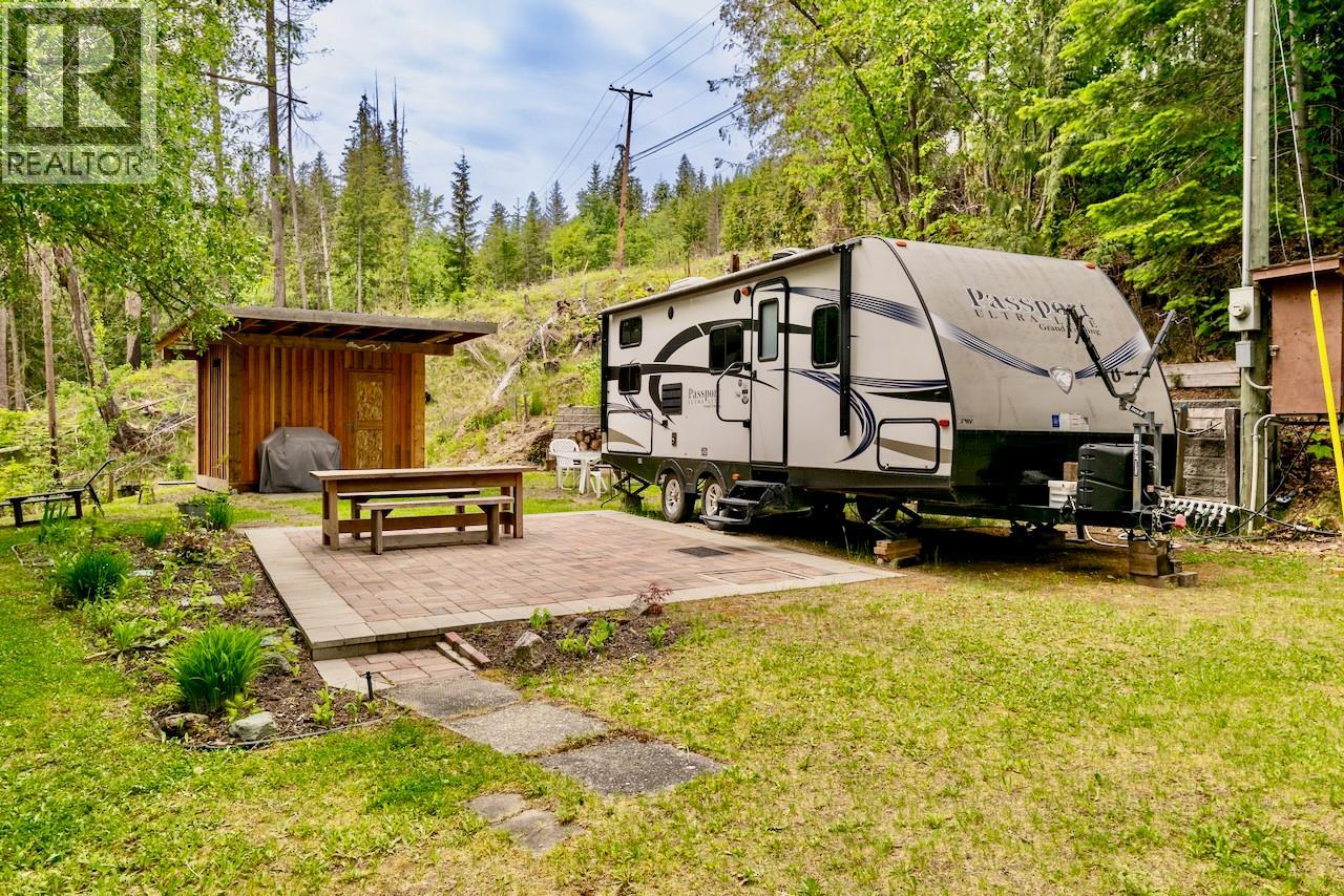 4498 Squilax-Anglemont Road Unit# 40 Lot# 40, Scotch Creek, British Columbia  V0E 1M5 - Photo 4 - 10387732