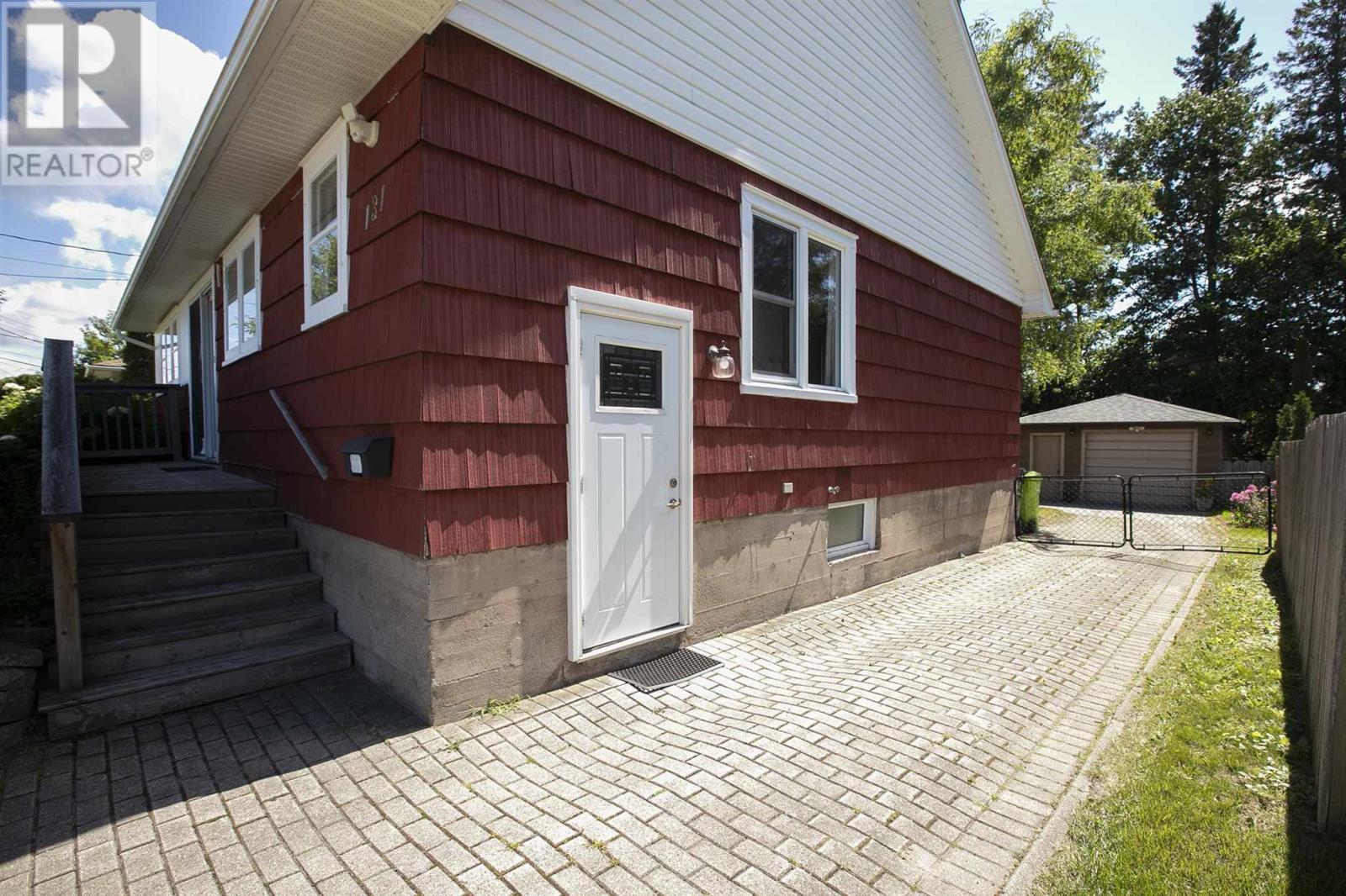 131 Mcmeeken St, Sault Ste. Marie, Ontario  P6A 3L7 - Photo 10 - SM262224