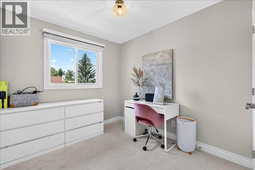 75 Shawglen Way Sw, Calgary, Alberta  T2Y 1Y9 - Photo 26 - A2333503