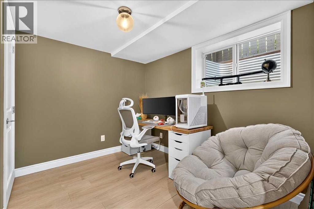 75 Shawglen Way Sw, Calgary, Alberta  T2Y 1Y9 - Photo 30 - A2333503