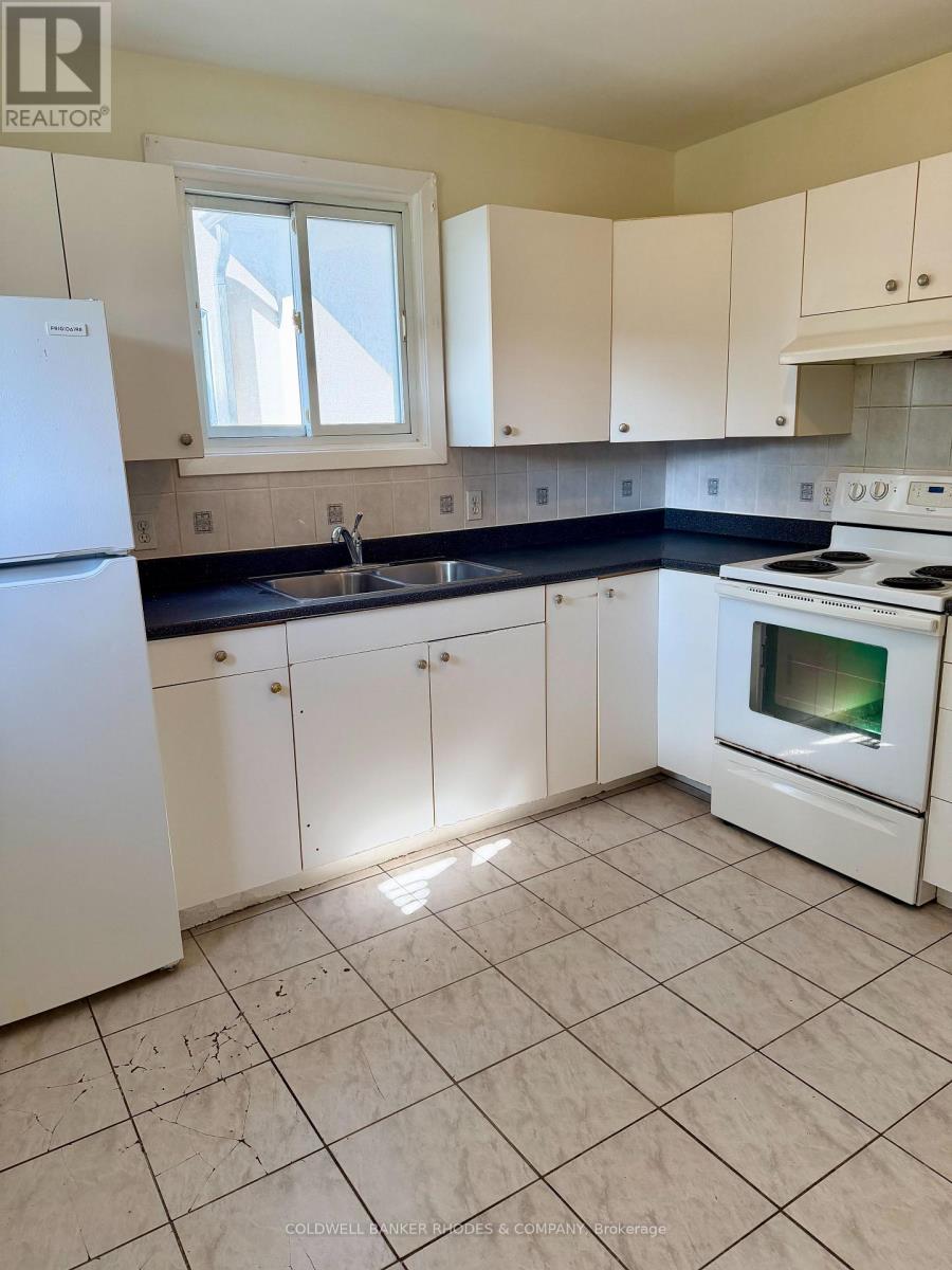 1 - 2484 Carlsen Avenue, Ottawa, Ontario  K1V 8G3 - Photo 6 - X13694170