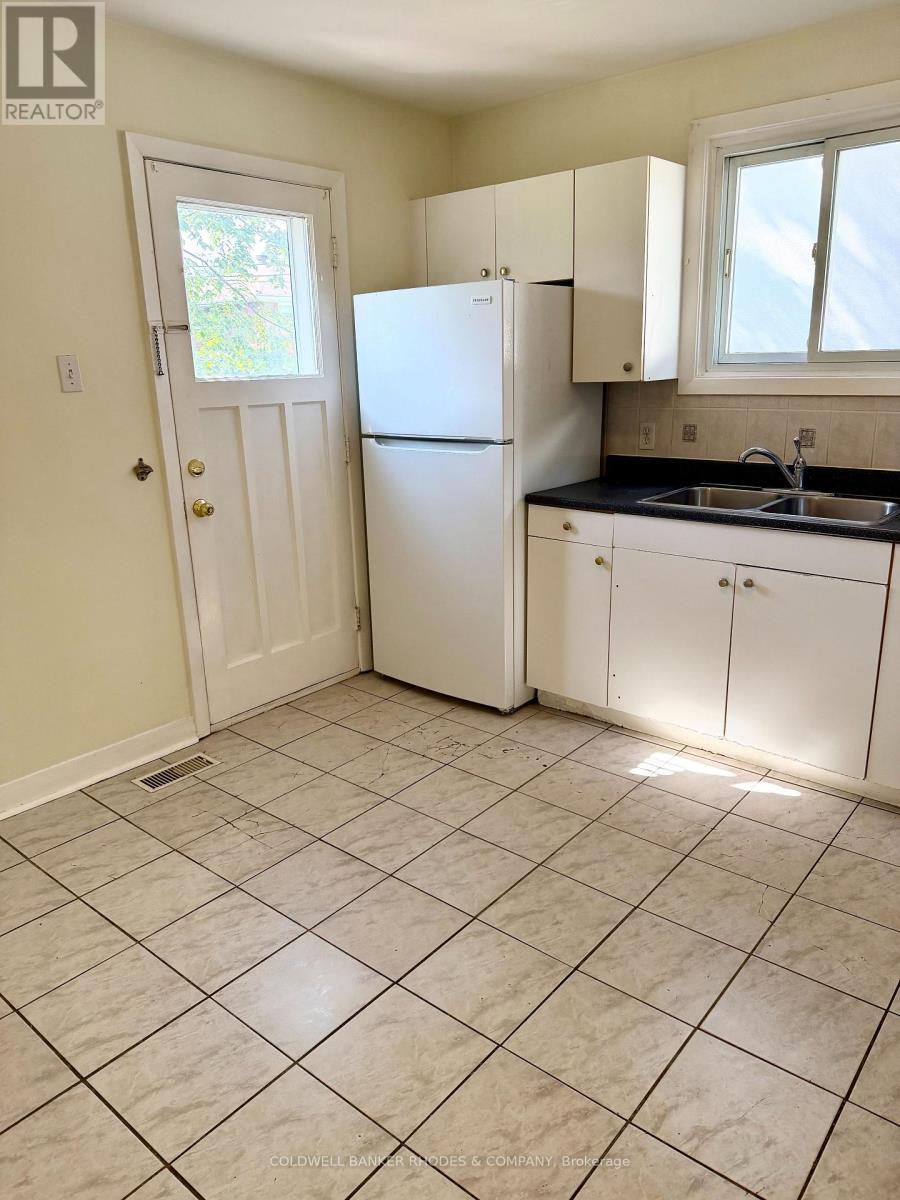 1 - 2484 Carlsen Avenue, Ottawa, Ontario  K1V 8G3 - Photo 7 - X13694170