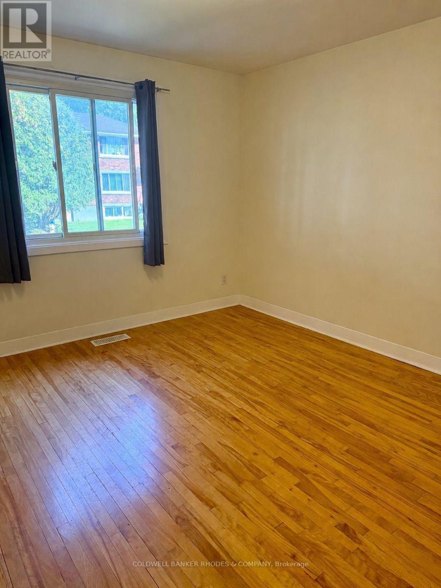 1 - 2484 Carlsen Avenue, Ottawa, Ontario  K1V 8G3 - Photo 8 - X13694170