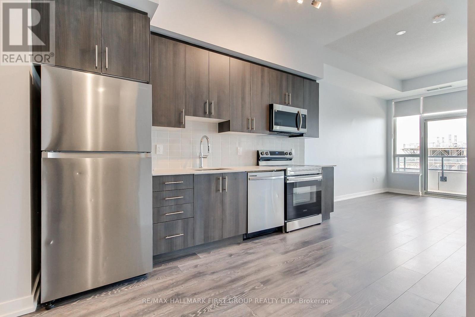 710 - 1455 Celebration Drive, Pickering, Ontario  L1W 1L8 - Photo 11 - E13694164