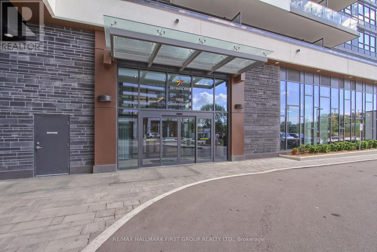 710 - 1455 Celebration Drive, Pickering, Ontario  L1W 1L8 - Photo 2 - E13694164