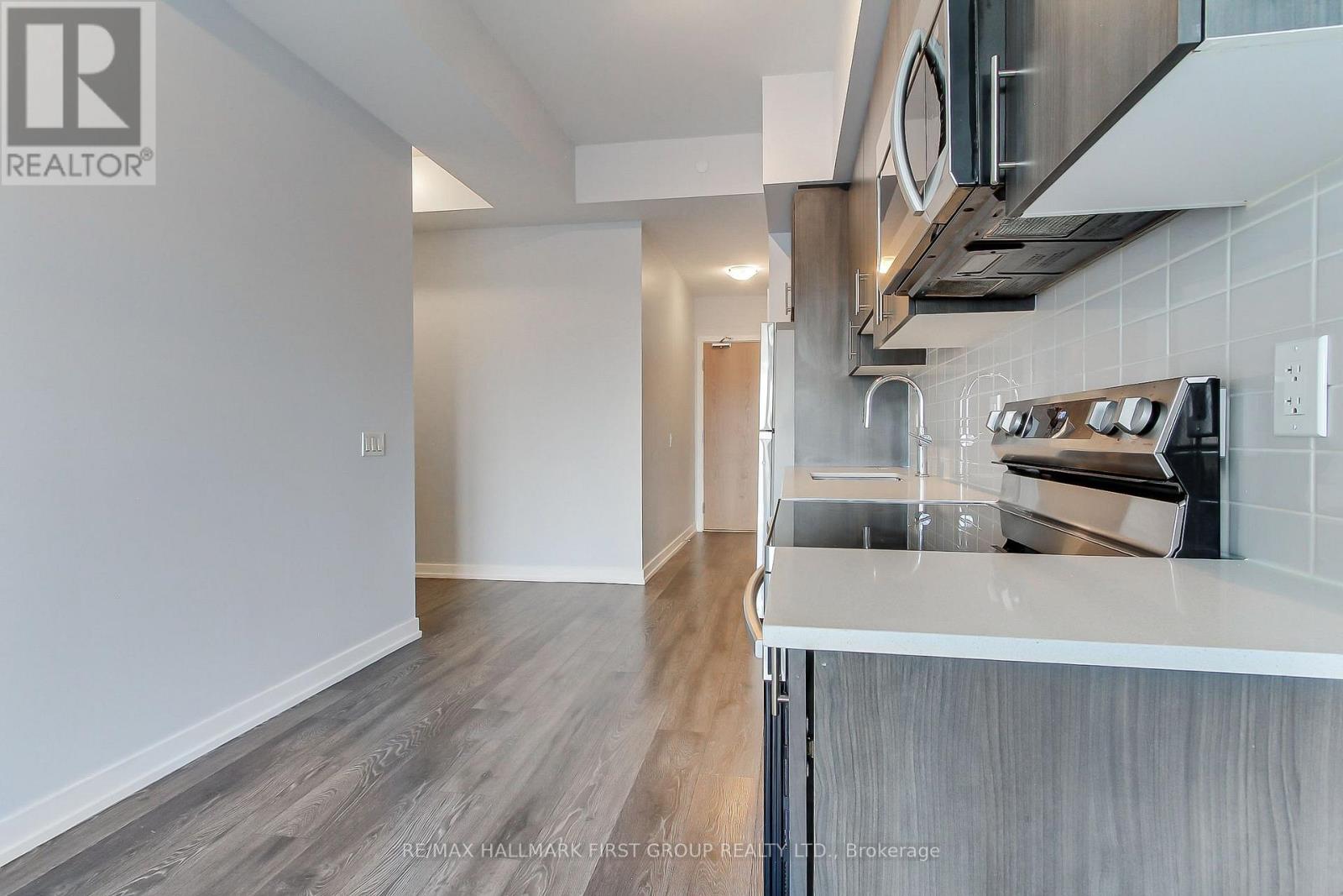 710 - 1455 Celebration Drive, Pickering, Ontario  L1W 1L8 - Photo 8 - E13694164