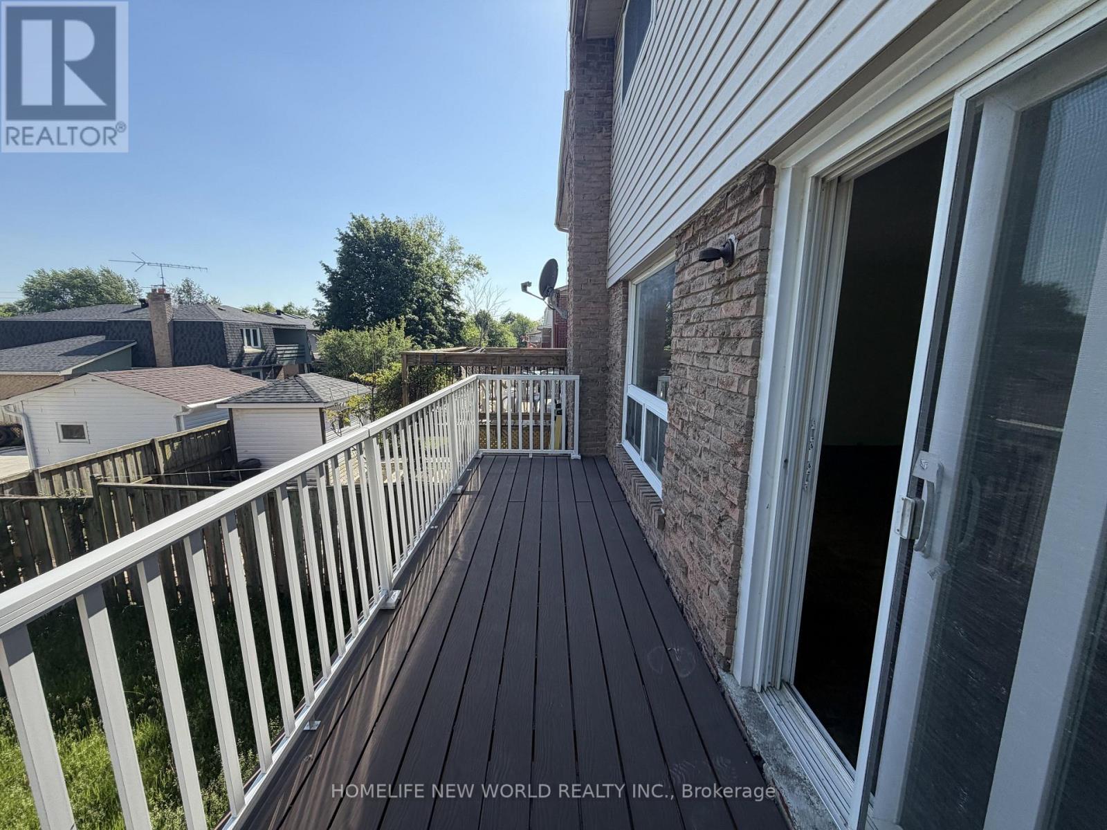 43 Bushmills Square, Toronto, Ontario  M1V 1K5 - Photo 11 - E13694172
