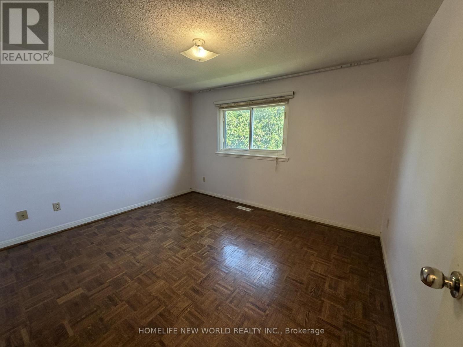 43 Bushmills Square, Toronto, Ontario  M1V 1K5 - Photo 19 - E13694172