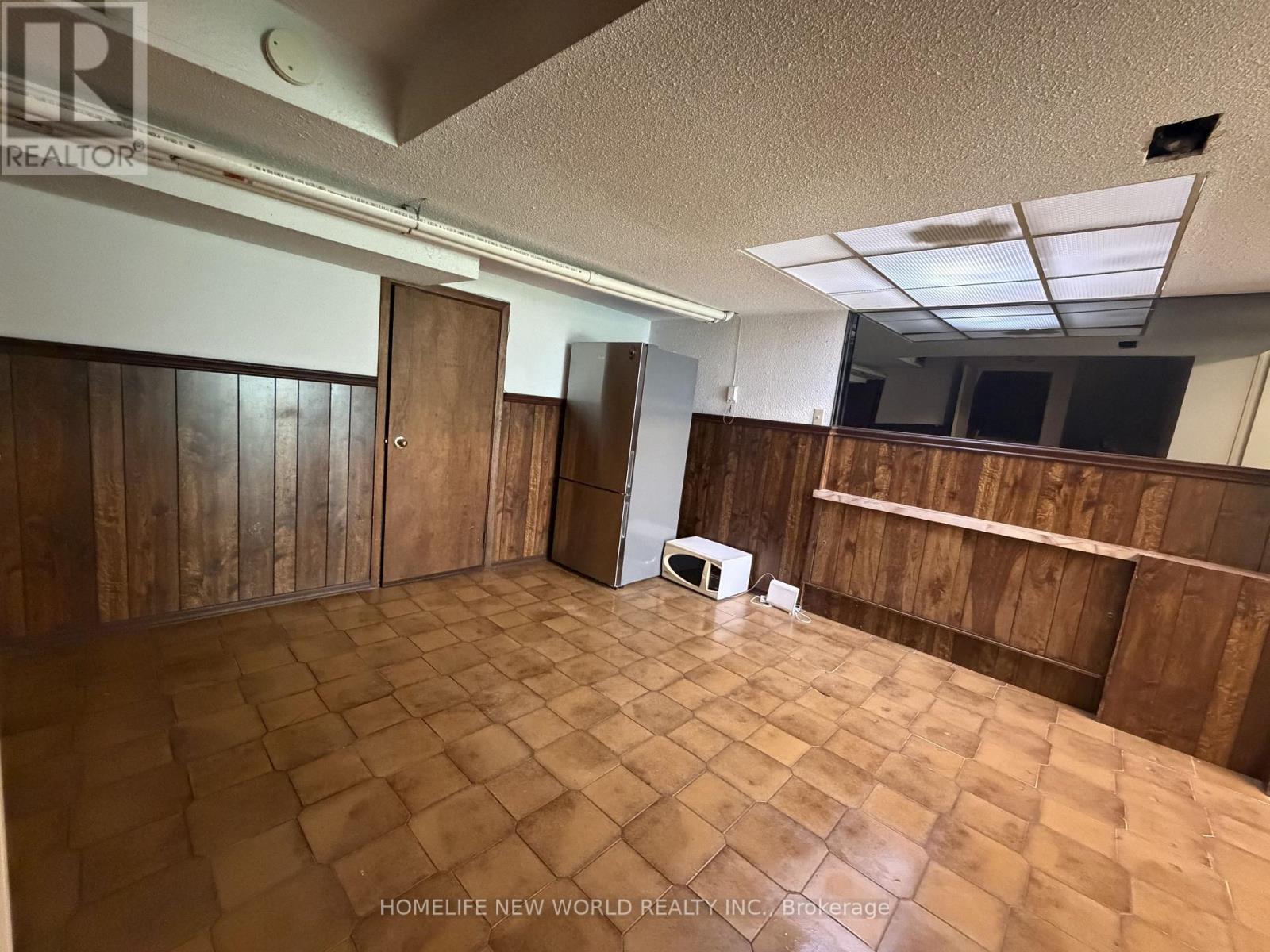 43 Bushmills Square, Toronto, Ontario  M1V 1K5 - Photo 22 - E13694172