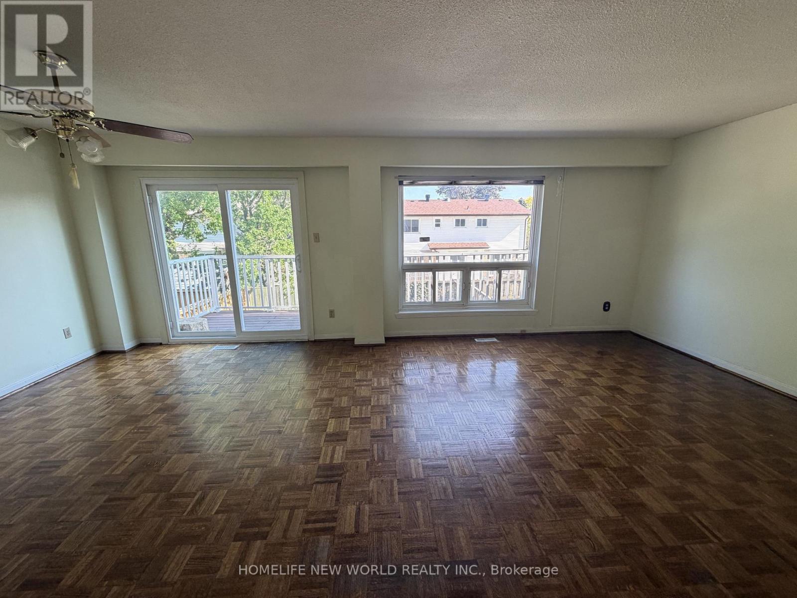 43 Bushmills Square, Toronto, Ontario  M1V 1K5 - Photo 6 - E13694172