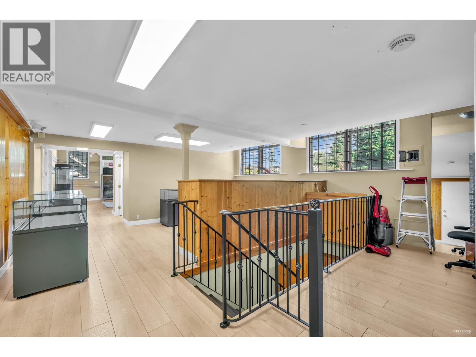 3607 W Broadway, Vancouver, British Columbia  V6R 2B8 - Photo 14 - C8081377