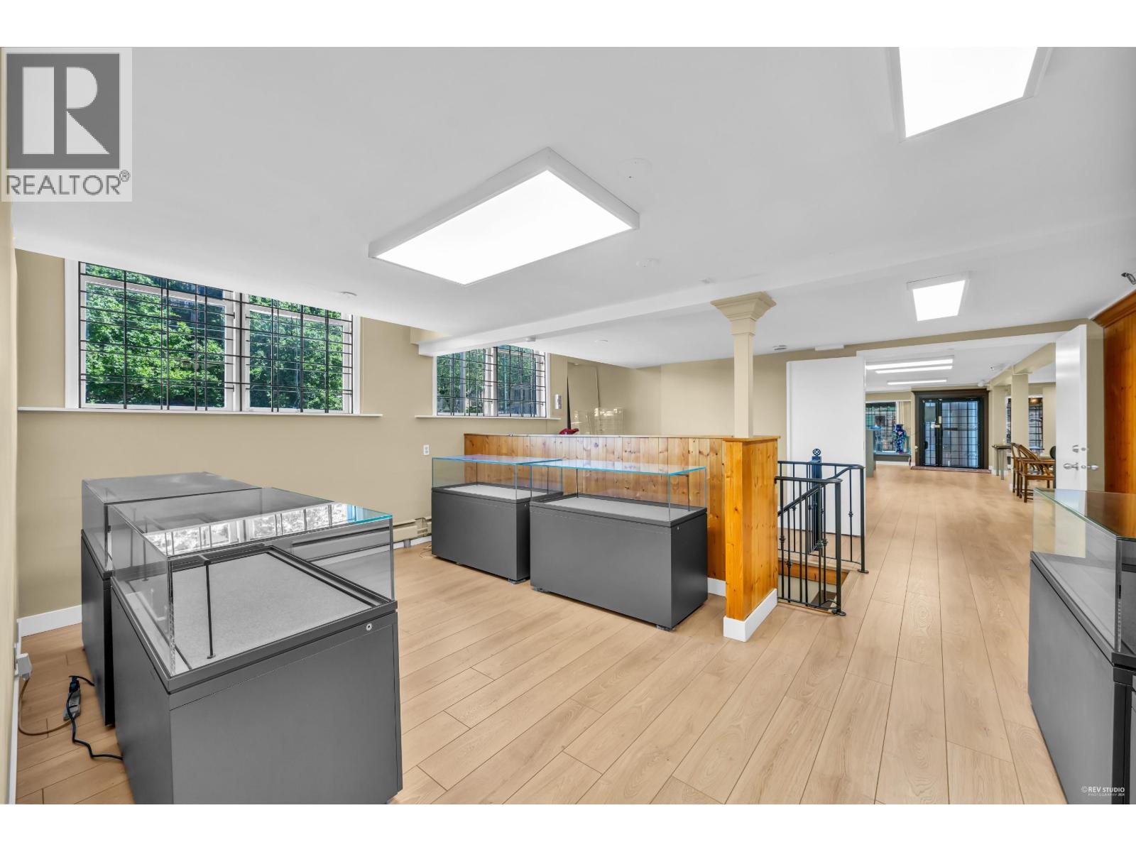 3607 W Broadway, Vancouver, British Columbia  V6R 2B8 - Photo 15 - C8081377
