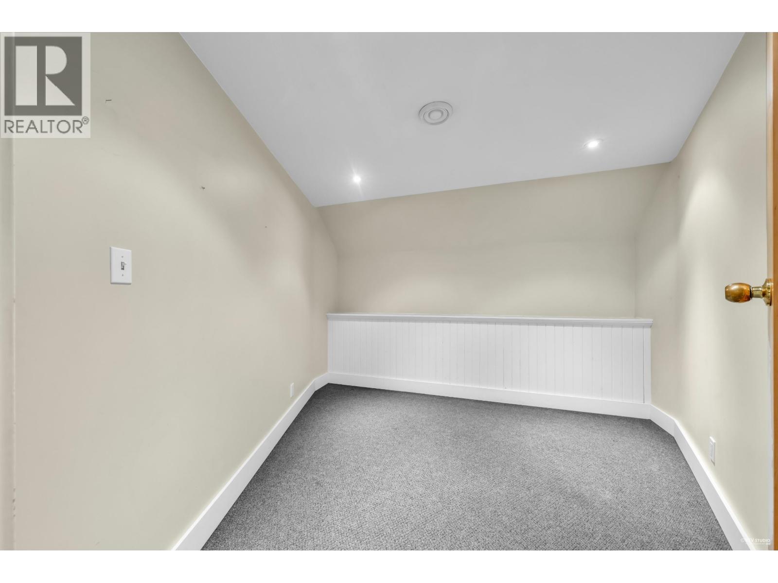 3607 W Broadway, Vancouver, British Columbia  V6R 2B8 - Photo 35 - C8081377