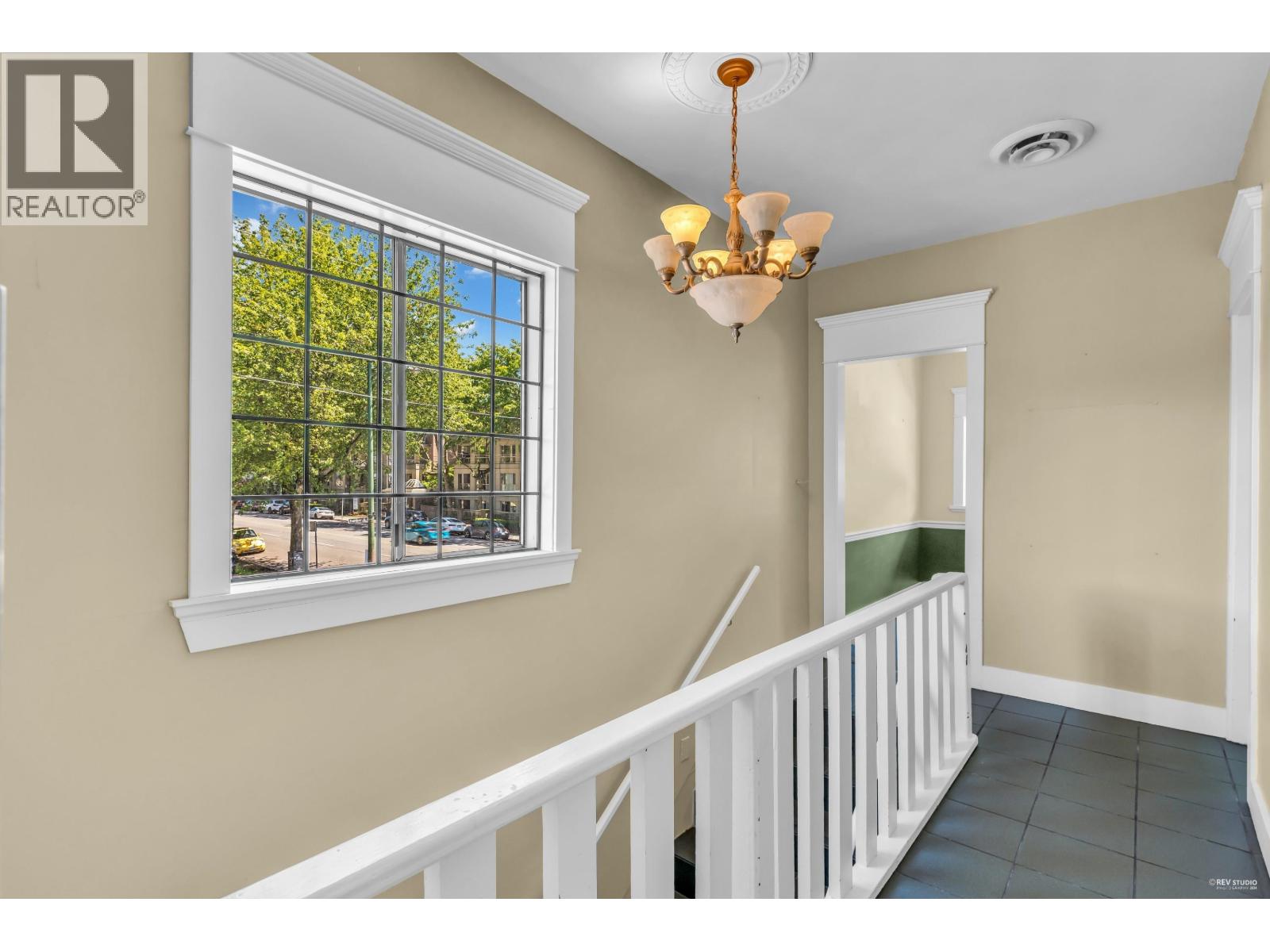 3607 W Broadway, Vancouver, British Columbia  V6R 2B8 - Photo 8 - C8081377