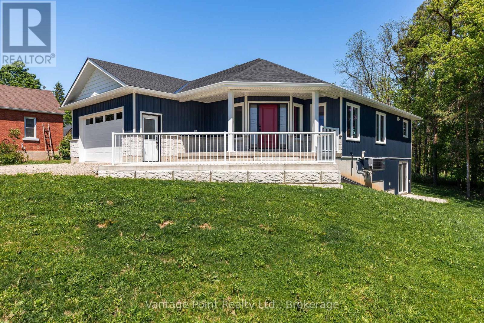 307 1st Avenue S, Arran-Elderslie, Ontario  N0G 1L0 - Photo 2 - X13694176