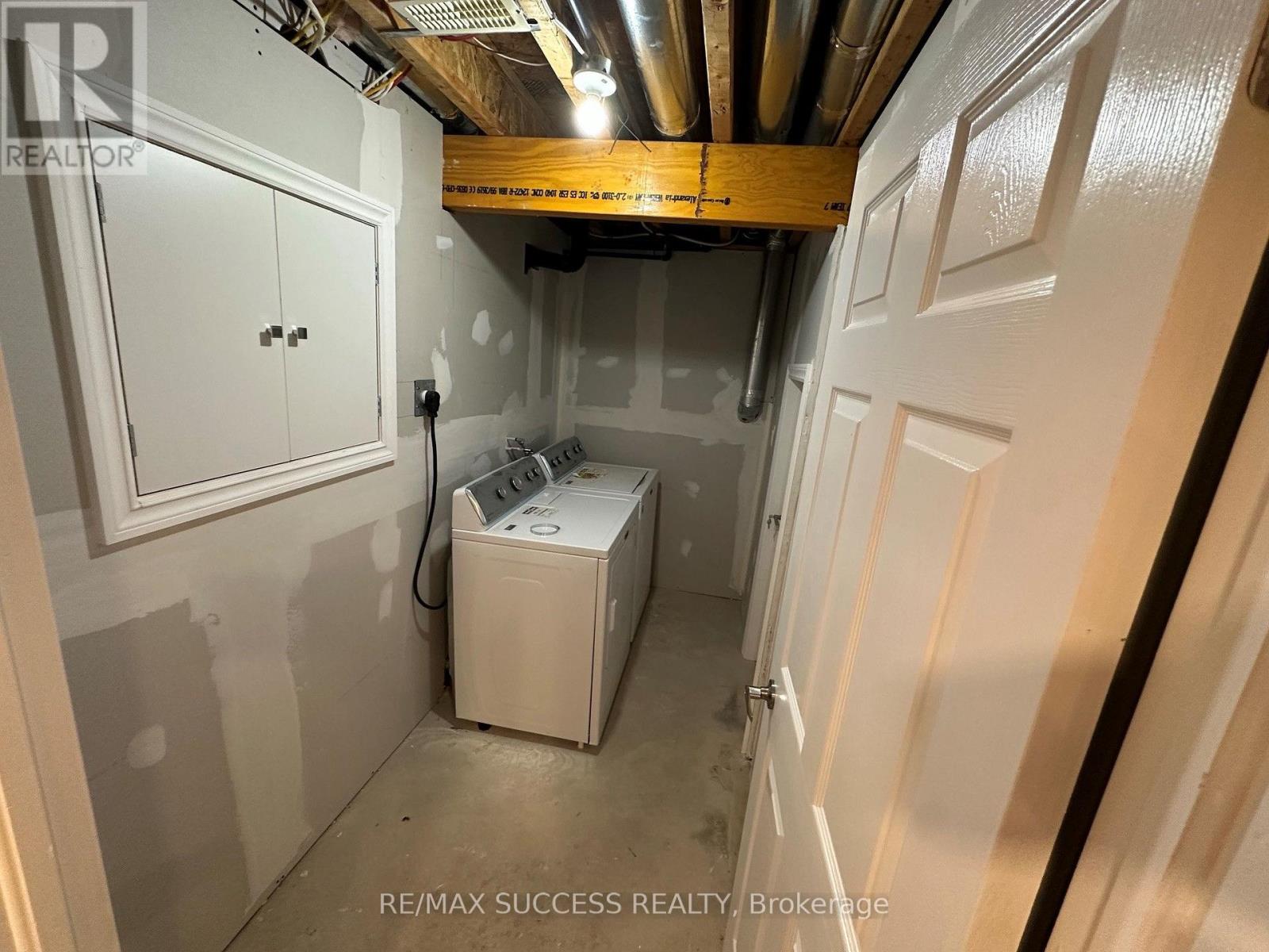 Basement - 916 Minchin Way, Milton, Ontario  L9T 7T6 - Photo 11 - W13694166