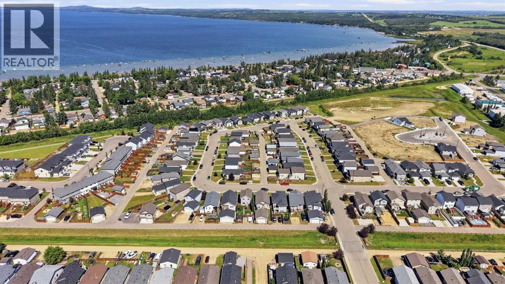 9 Hampton Crescent, Sylvan Lake, Alberta  T4S 0N2 - Photo 30 - A2334406