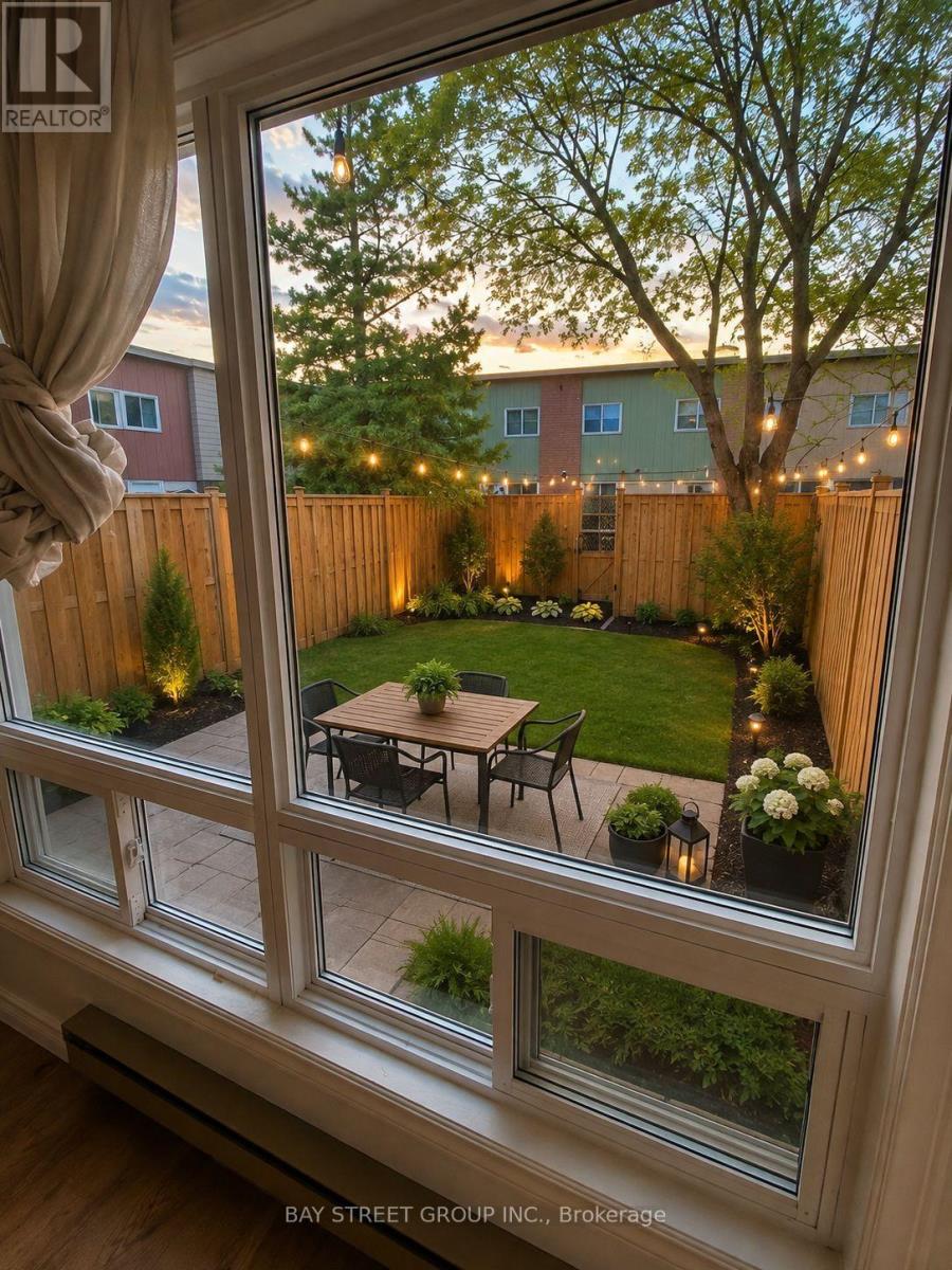 44 Woody Vine Way, Toronto, Ontario M2J 4H6 - Photo 10 - C13678964