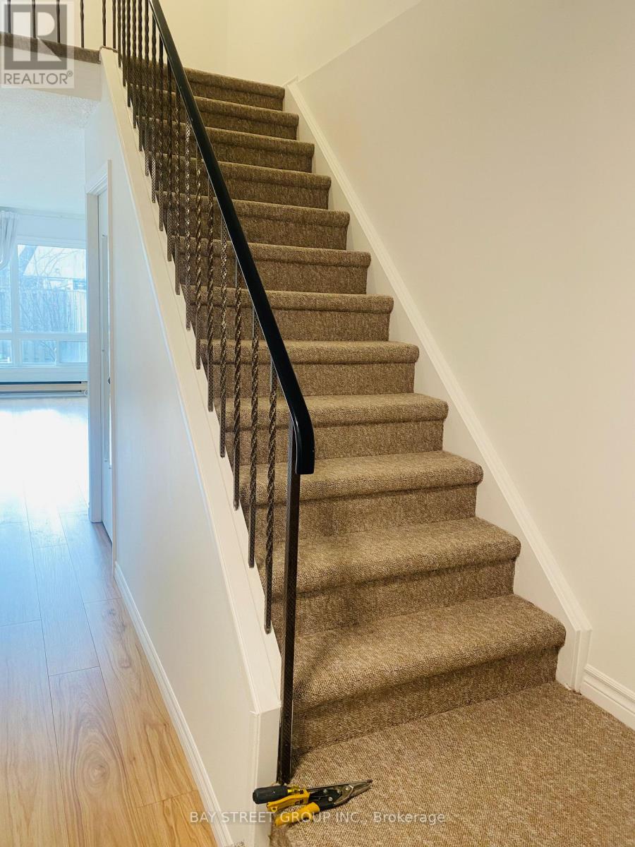 44 Woody Vine Way, Toronto, Ontario M2J 4H6 - Photo 12 - C13678964