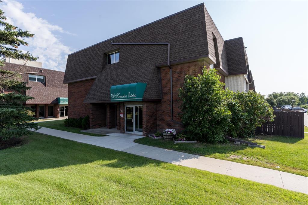301 750 Kenaston Boulevard, Winnipeg, Manitoba R3N 1Y3 - Photo 0 - 202620662