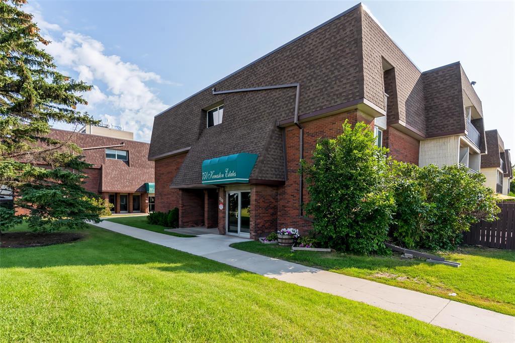 301 750 Kenaston Boulevard, Winnipeg, Manitoba R3N 1Y3 - Photo 1 - 202620662