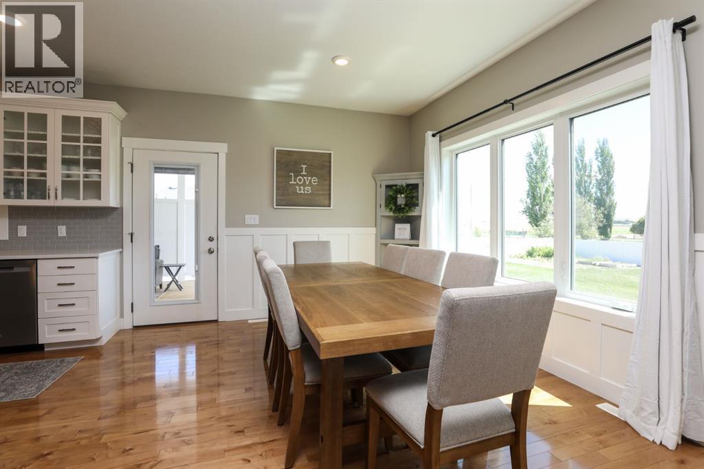 372 E 1 Avenue N, Magrath, Alberta  T0K 1J0 - Photo 11 - A2318226