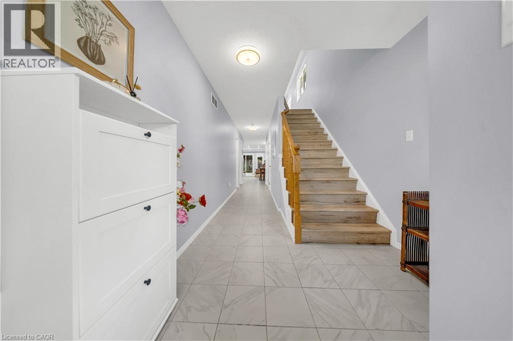 425 Speckled Alder Street, Waterloo, Ontario  N2V 2T5 - Photo 4 - 40857140