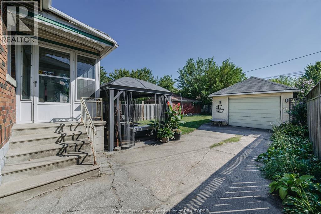 1472 Albert Road, Windsor, Ontario  N8Y 3P9 - Photo 36 - 26020284