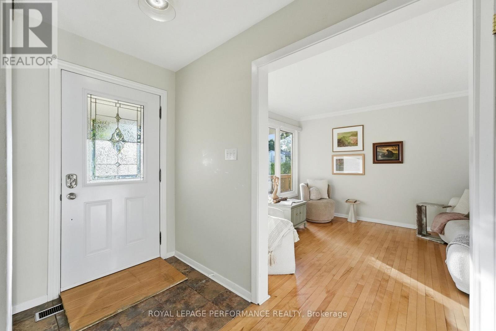 3149 Southmore Drive E, Ottawa, Ontario  K1V 6Z6 - Photo 4 - X13694204