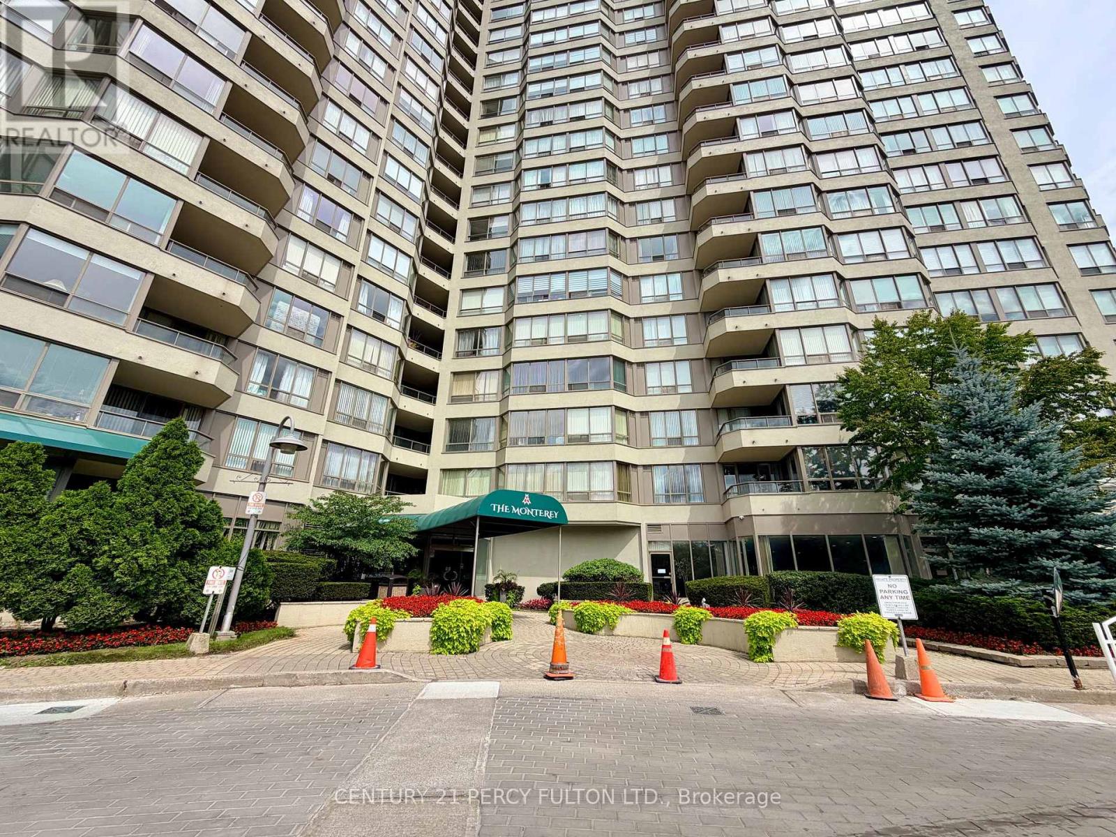 175 BAMBURGH CIRCLE, Toronto, Ontario
