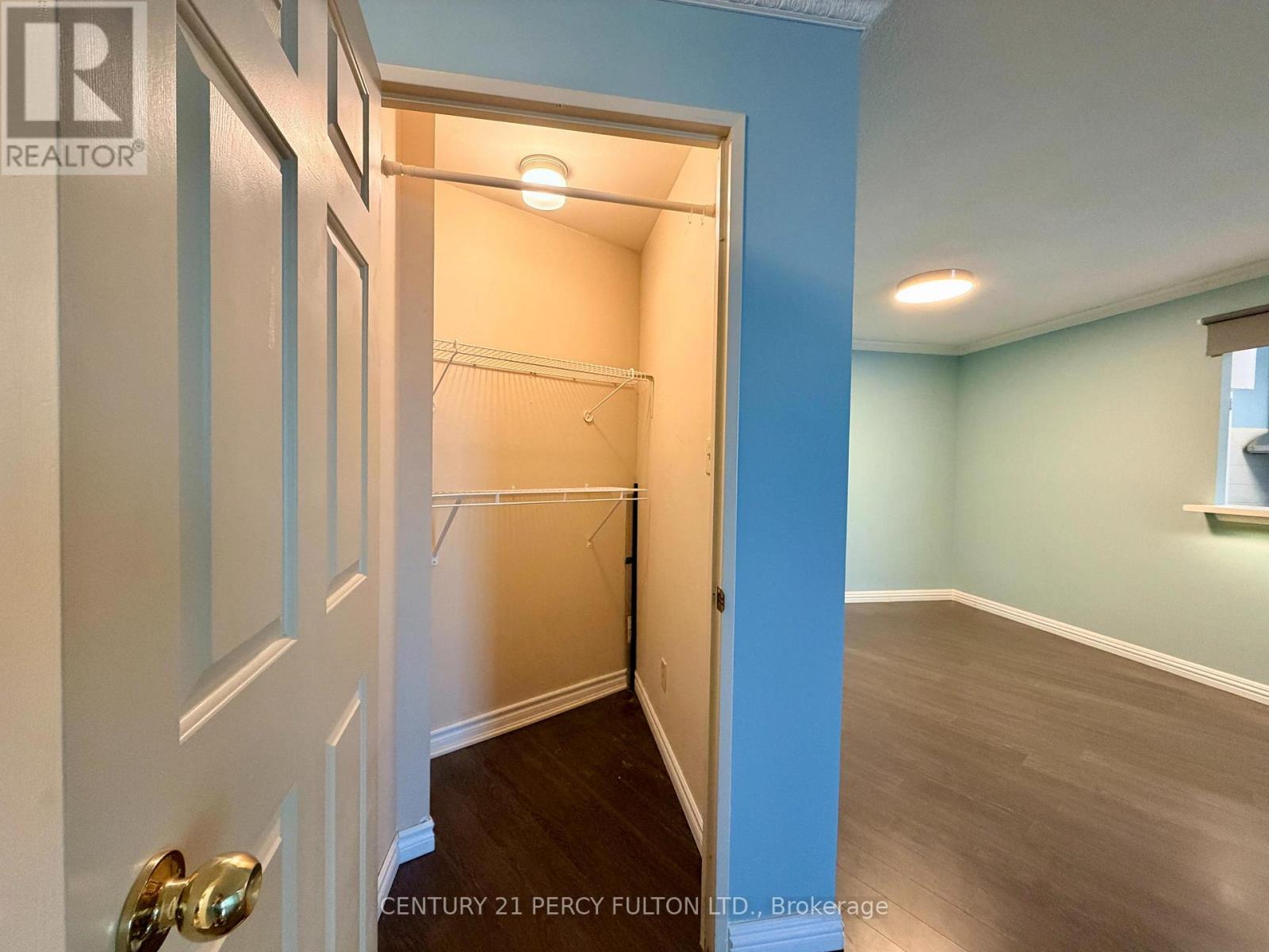 175 Bamburgh Circle, Toronto, Ontario  M1W 3X8 - Photo 12 - E13694194
