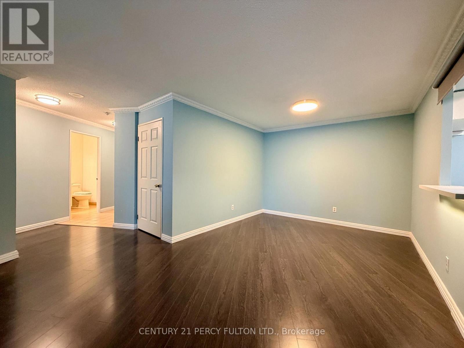 175 Bamburgh Circle, Toronto, Ontario  M1W 3X8 - Photo 2 - E13694194