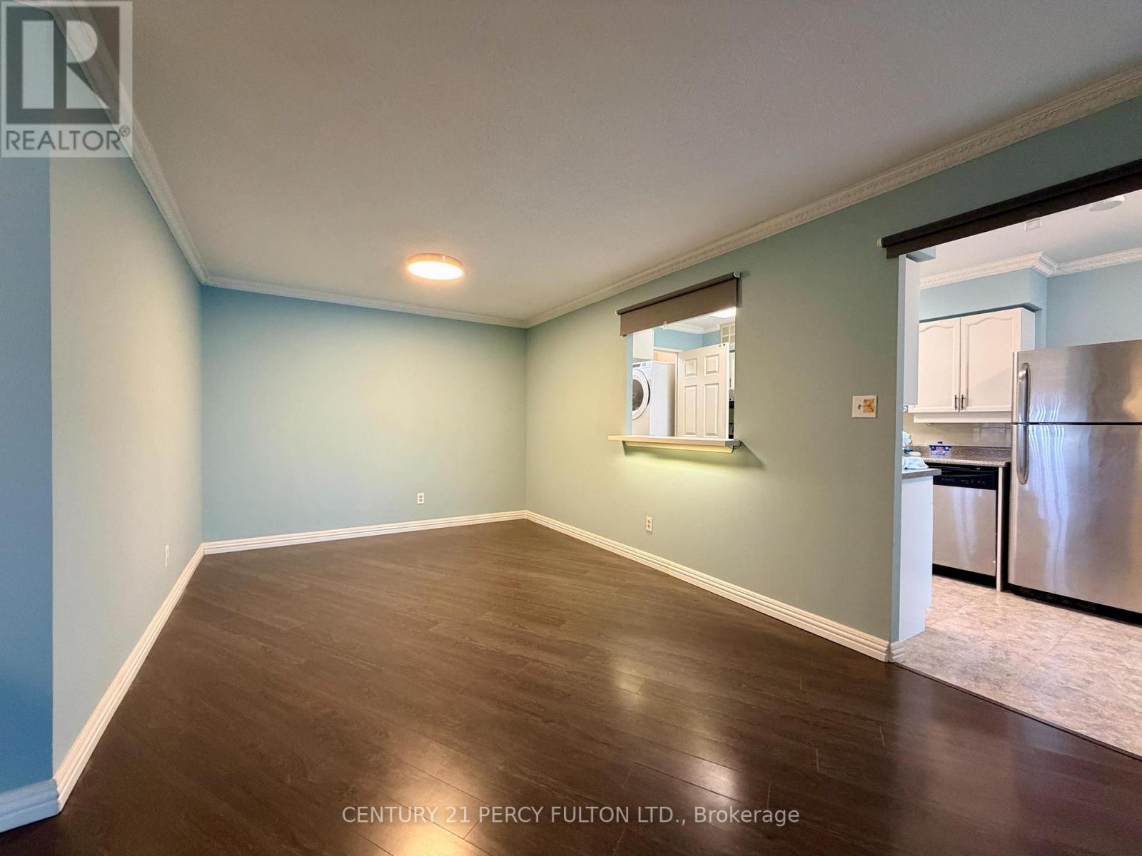 175 Bamburgh Circle, Toronto, Ontario  M1W 3X8 - Photo 4 - E13694194