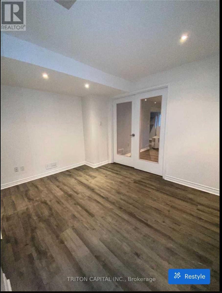 Basement - 127 Woodcroft Lane, Vaughan, Ontario  L4L 6T5 - Photo 7 - N13694200